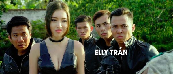 Girls 2: Elly Trần lấn át dàn mỹ nhân Hoa ngữ bởi vòng 1 "khủng" (2)