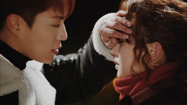 Radio Romance: 10 khoảnh khắc tháo bỏ lớp mặt nạ cực đáng yêu của Doo Joon (13)
