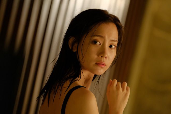 Những Cô Nhân Tình: Phim mới của Han Ga In có quá nhiều cảnh nóng táo bạo (2)