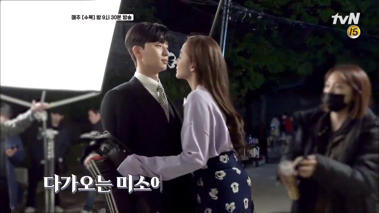 Hậu trường "Chuyện gì xảy ra với thư ký Kim": Park Seo Joon buồn thiu!!! (9)